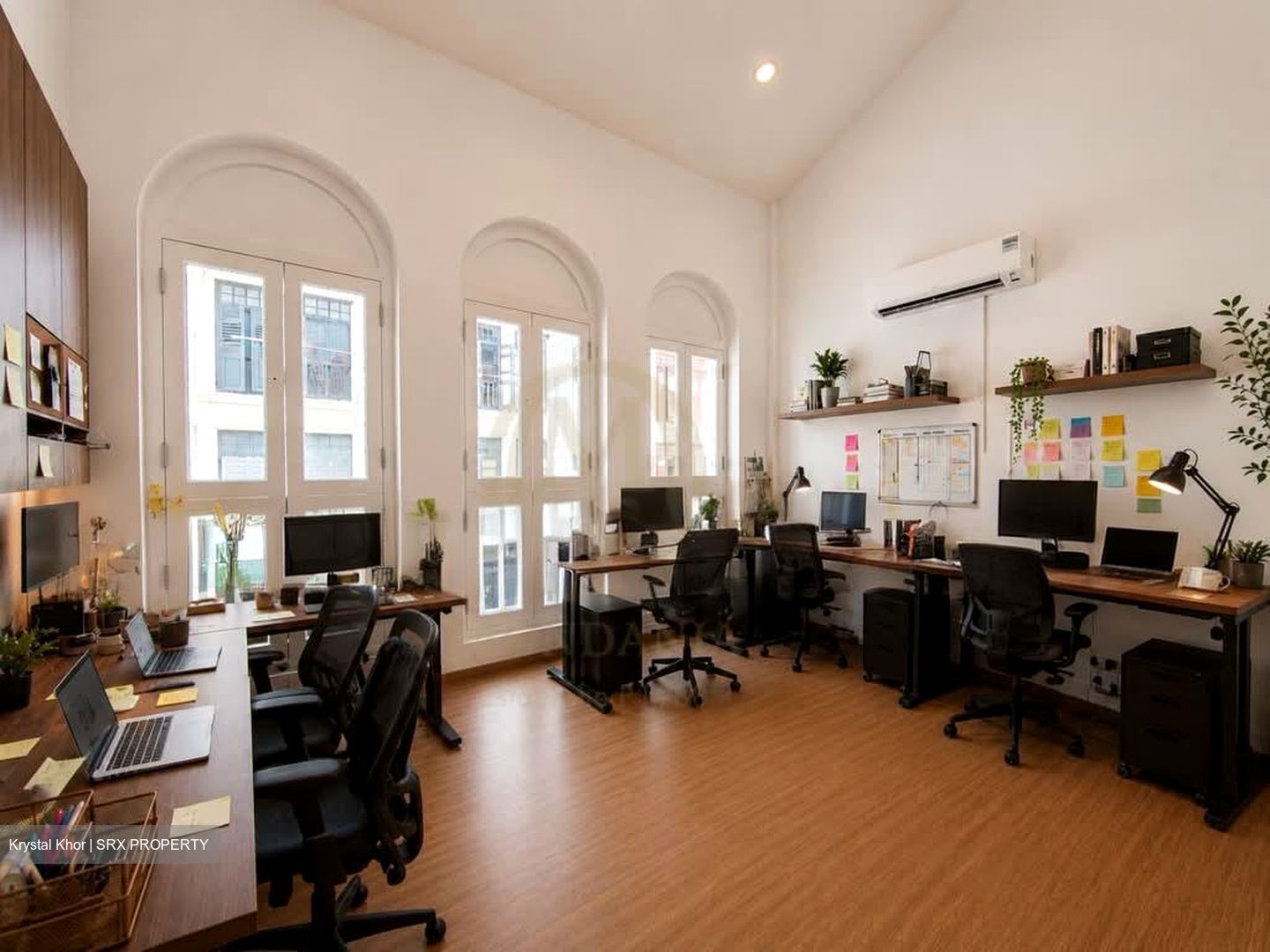 Tras Street (D2), Office #588092851